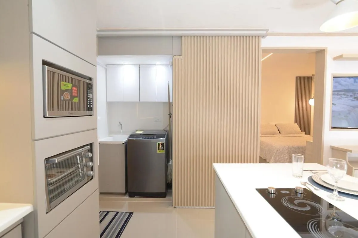 Elegante Aparta Suite Calle 5 Con 66 Cali 0*,